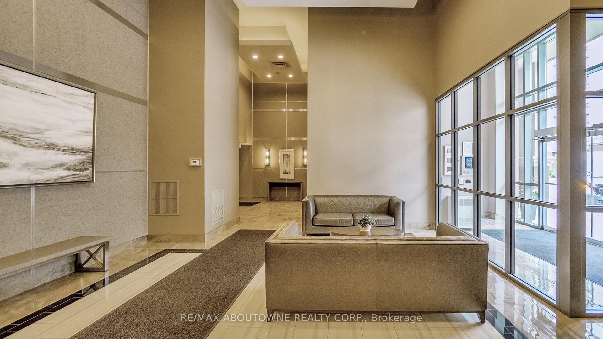 Photo 4 of Unit 219, 2490 Old Bronte Road, Oakville, Westmount — HOMEH