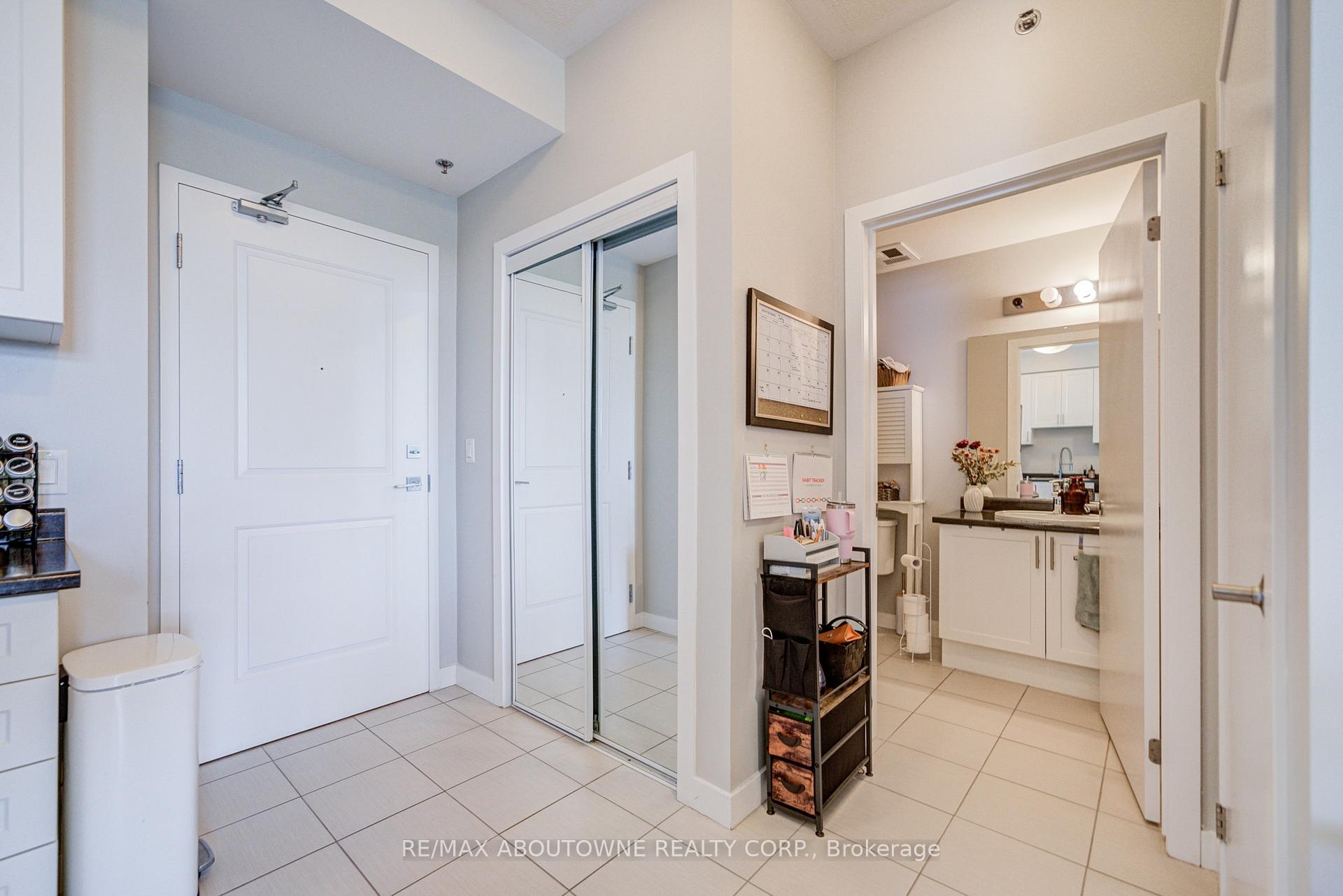 Photo 12 of Unit 219, 2490 Old Bronte Road, Oakville, Westmount — HOMEH