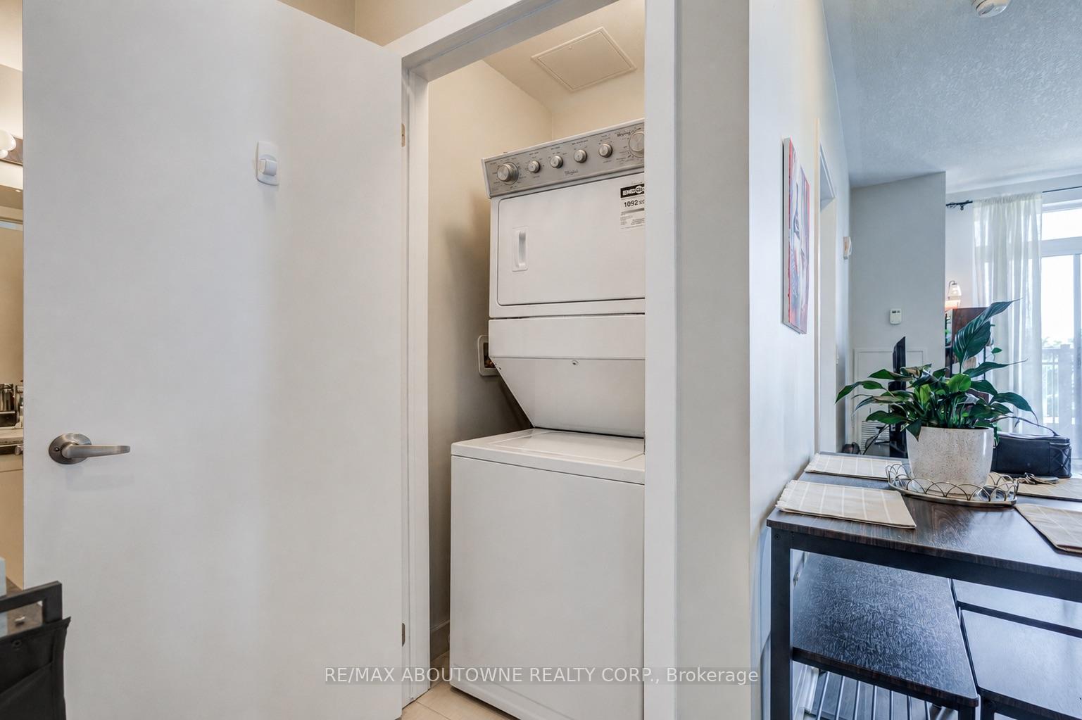 Photo 27 of Unit 219, 2490 Old Bronte Road, Oakville, Westmount — HOMEH