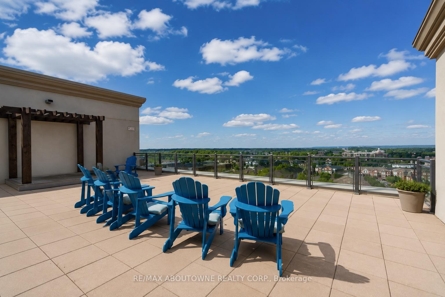 Photo 37 of Unit 219, 2490 Old Bronte Road, Oakville, Westmount — HOMEH