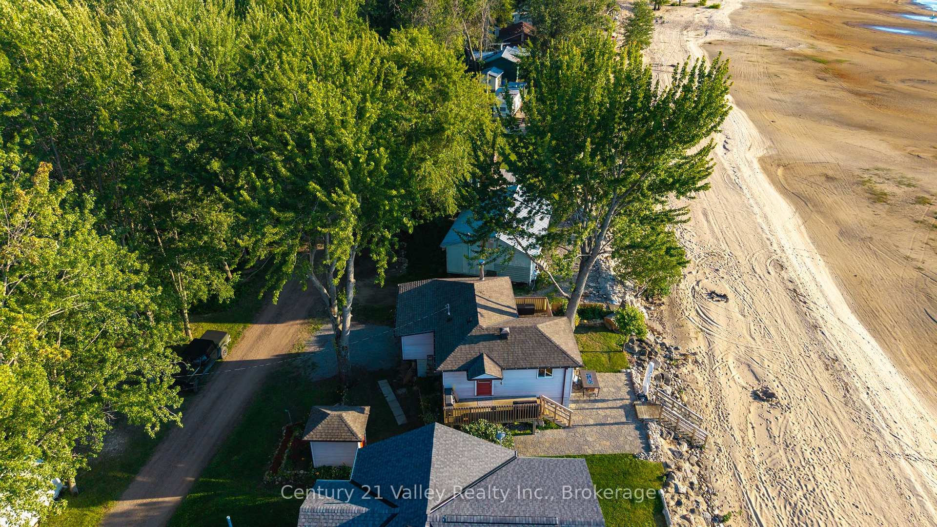 Photo 7 of 115 Greatview Trail, Whitewater Region, Whitewater Region — HOMEH
