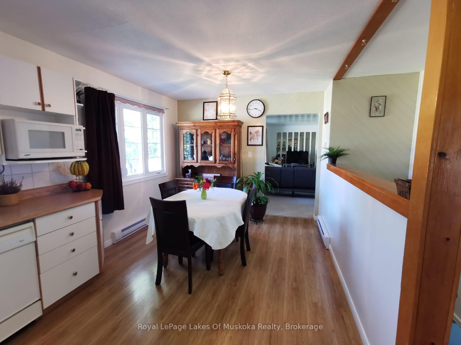 Photo 5 of 9 Fitz Avenue, South River — HOMEH