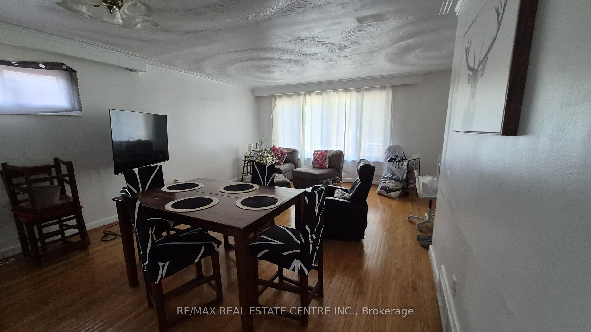 Photo 11 of Unit Upper, 71 Gunton Drive, Etobicoke, West Humber-Clairville — HOMEH