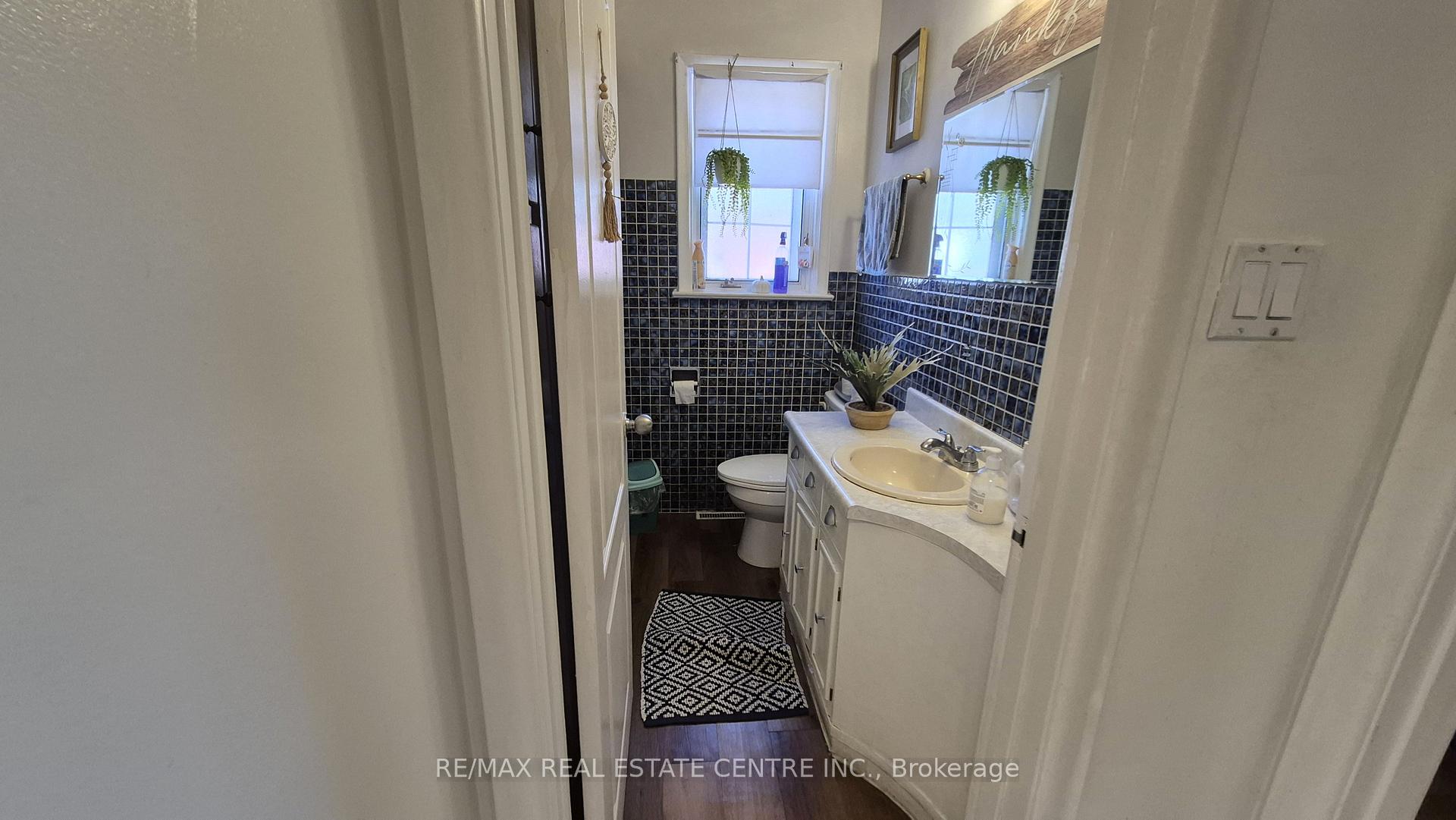 Photo 15 of Unit Upper, 71 Gunton Drive, Etobicoke, West Humber-Clairville — HOMEH