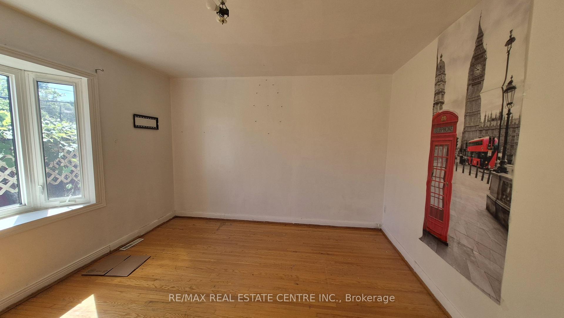 Photo 21 of Unit Upper, 71 Gunton Drive, Etobicoke, West Humber-Clairville — HOMEH