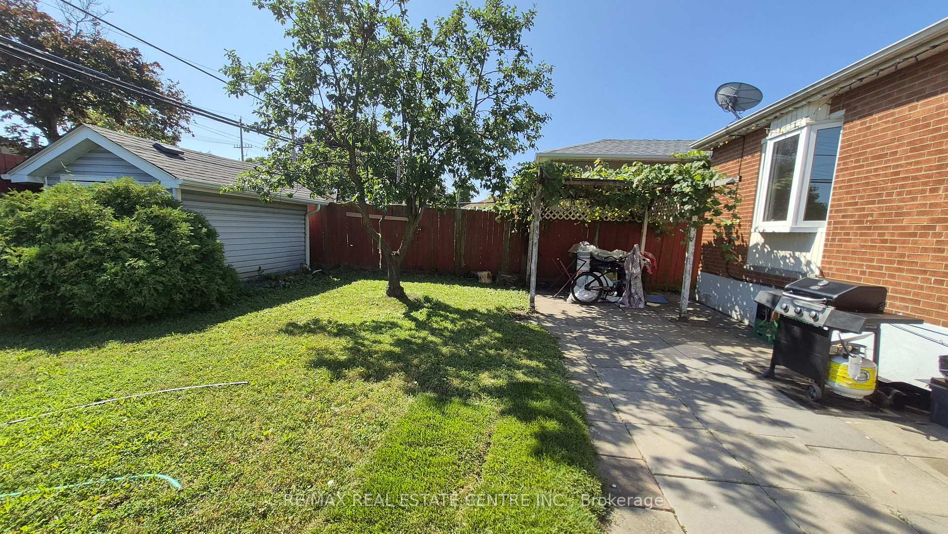 Photo 24 of Unit Upper, 71 Gunton Drive, Etobicoke, West Humber-Clairville — HOMEH