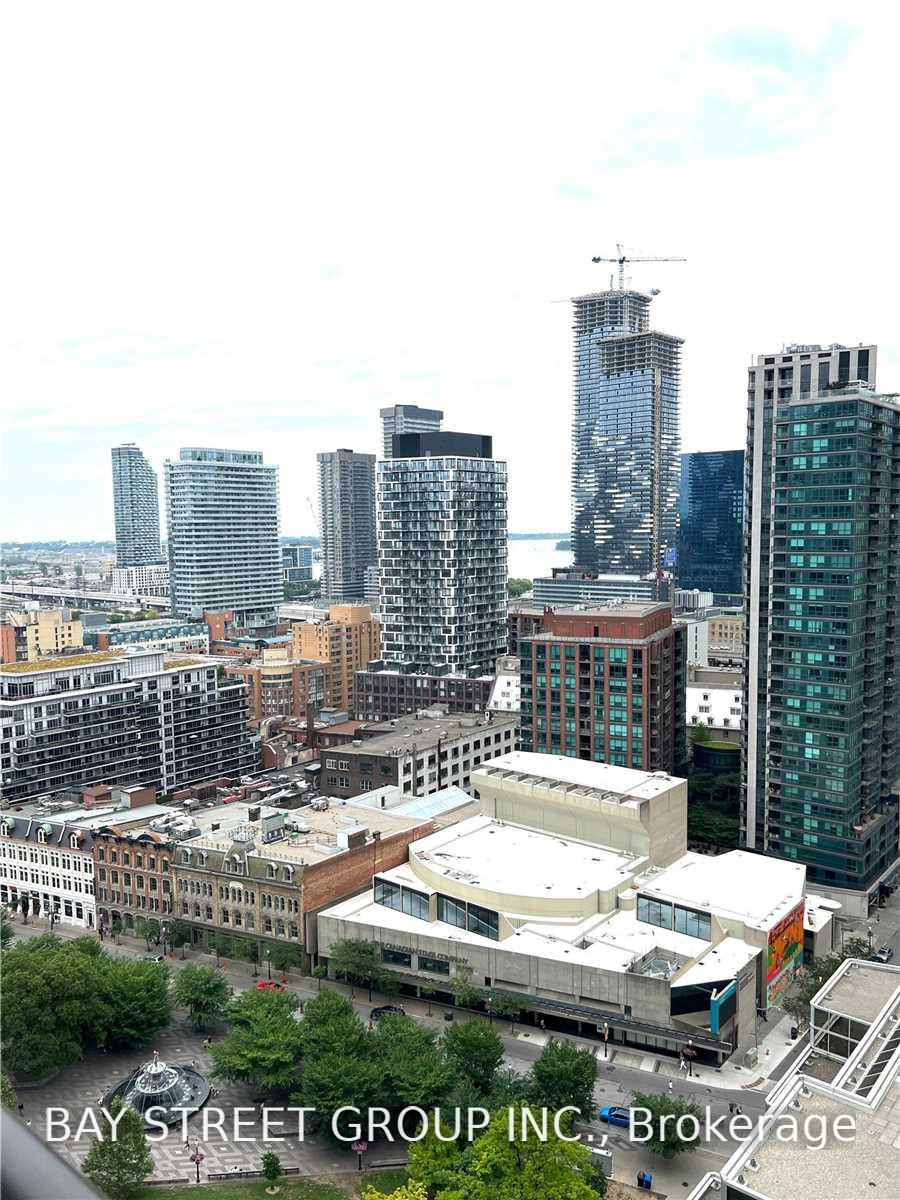 Photo 15 of Unit 2009, 88 Scott Street, Toronto, Church-Yonge Corridor — HOMEH