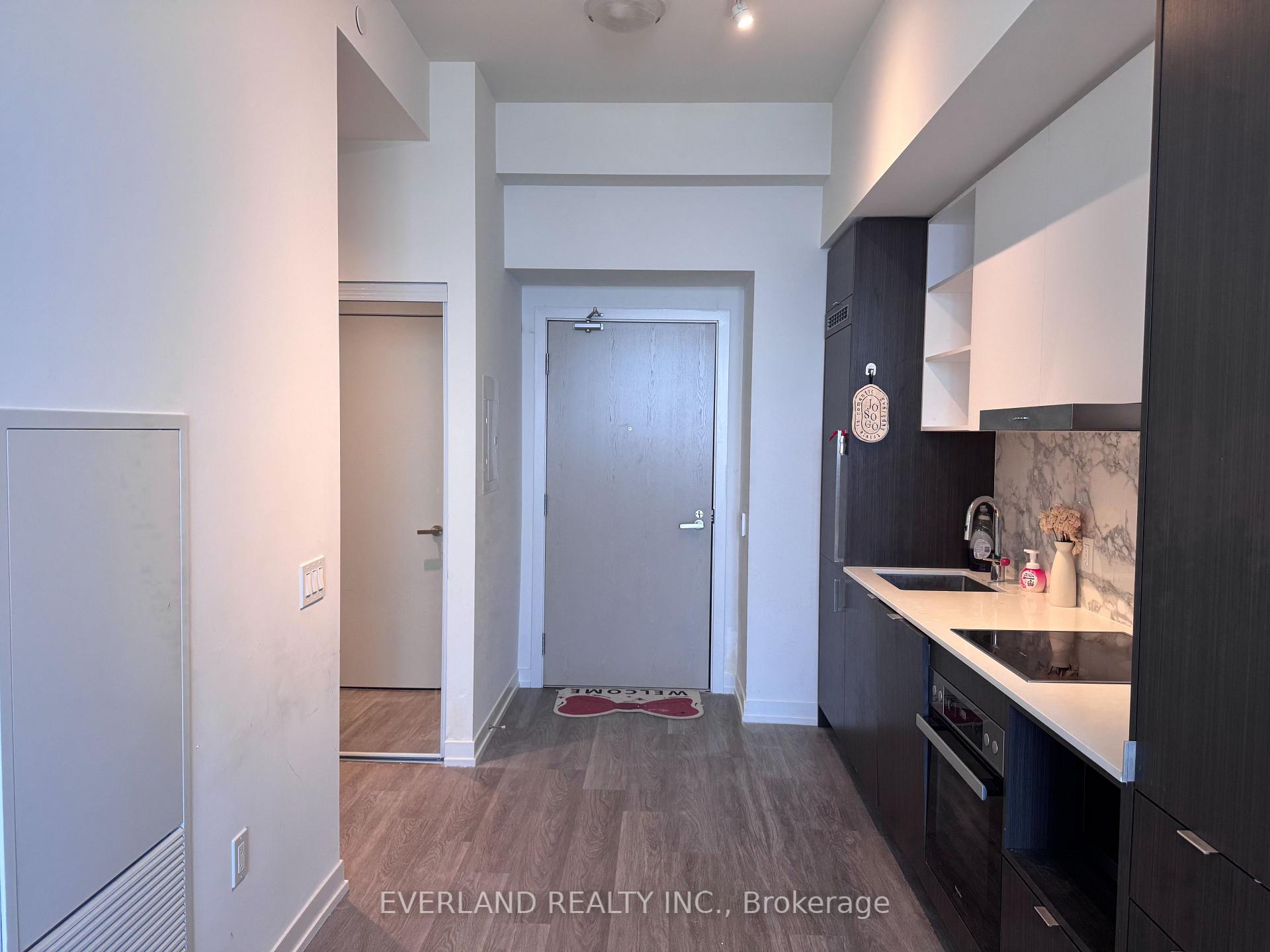 Photo 3 of Unit 7007, 55 Cooper Street, Toronto, Waterfront Communities — HOMEH