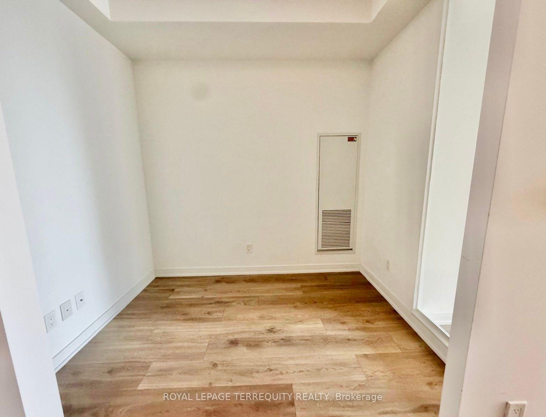 Photo 5 of Unit 1611, 3 Gloucester Street, Toronto, Church-Yonge Corridor — HOMEH