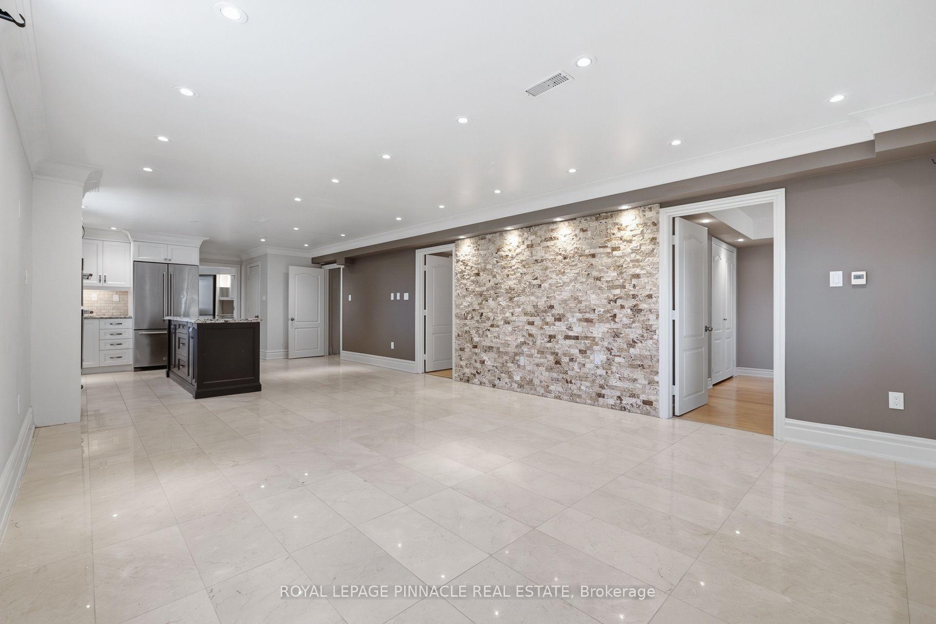 Photo 2 of Unit Basement, 98 Ner Israel Drive, Vaughan, Patterson — HOMEH