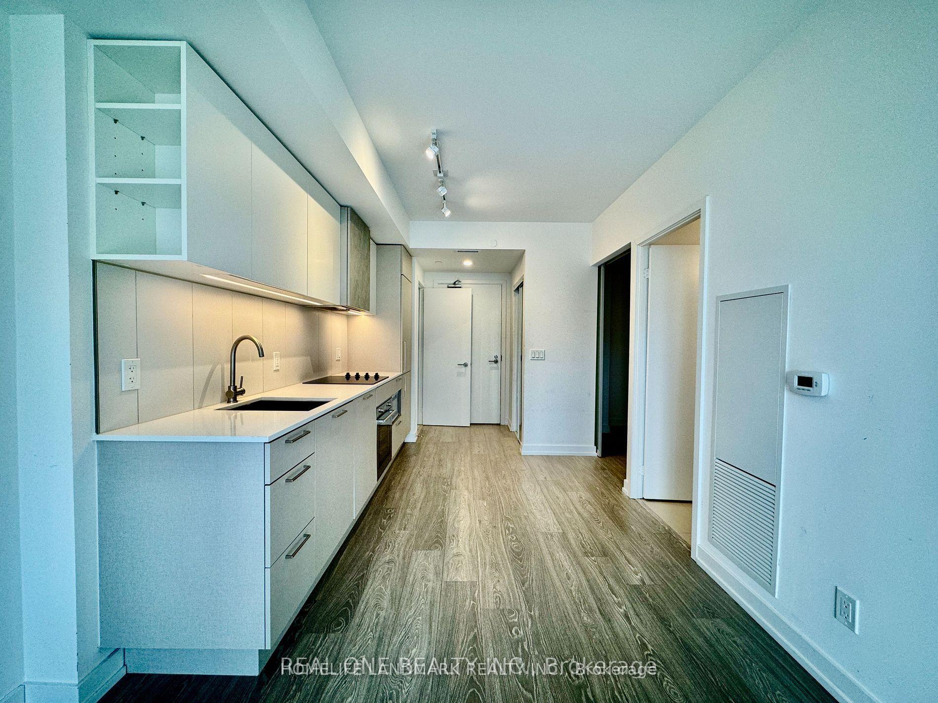 Photo 5 of Unit Ph 03, 19 Western Battery Road, Toronto, Niagara — HOMEH