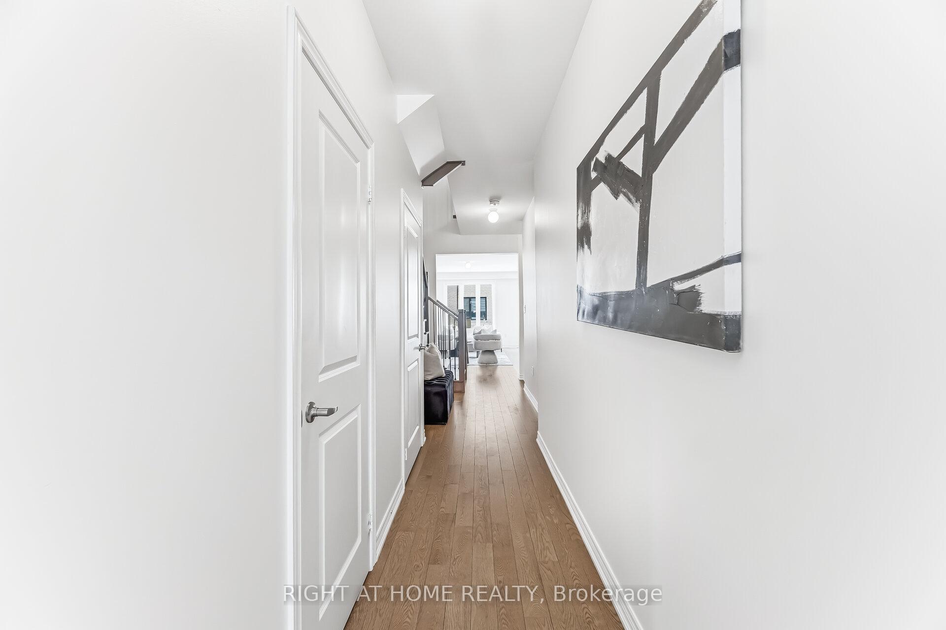 Photo 5 of 77 Singhampton Road, Vaughan, Kleinburg — HOMEH