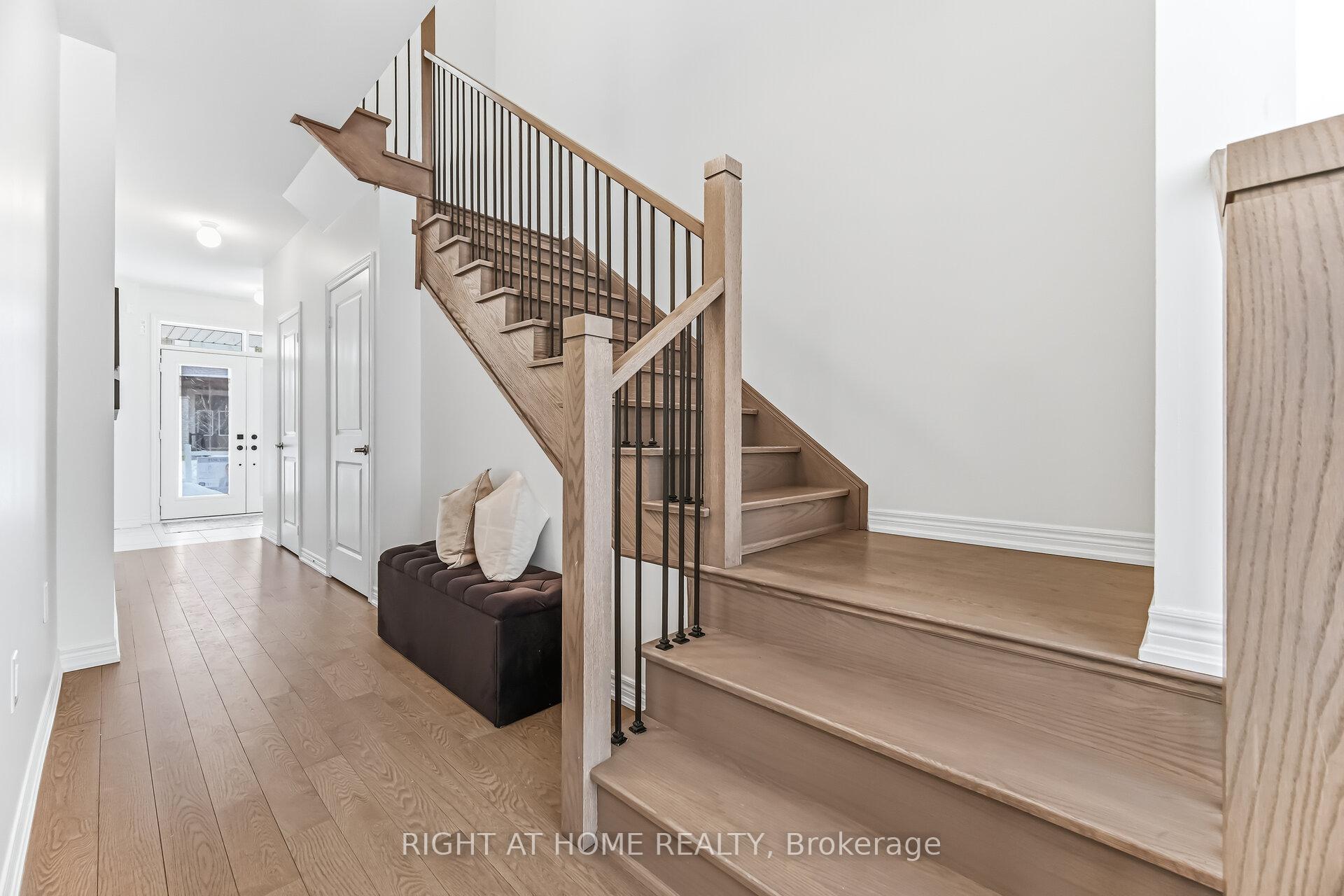 Photo 15 of 77 Singhampton Road, Vaughan, Kleinburg — HOMEH