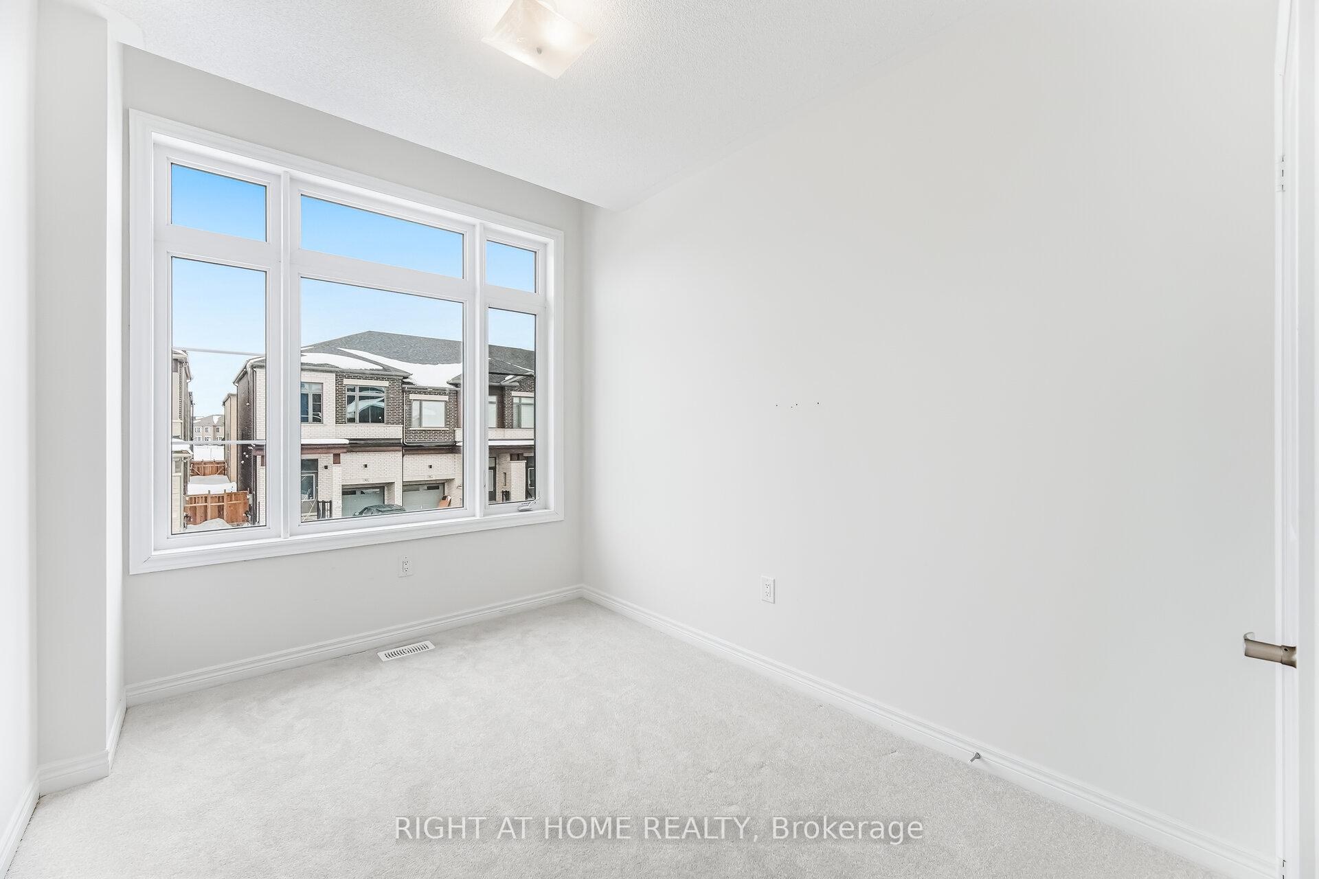 Photo 24 of 77 Singhampton Road, Vaughan, Kleinburg — HOMEH
