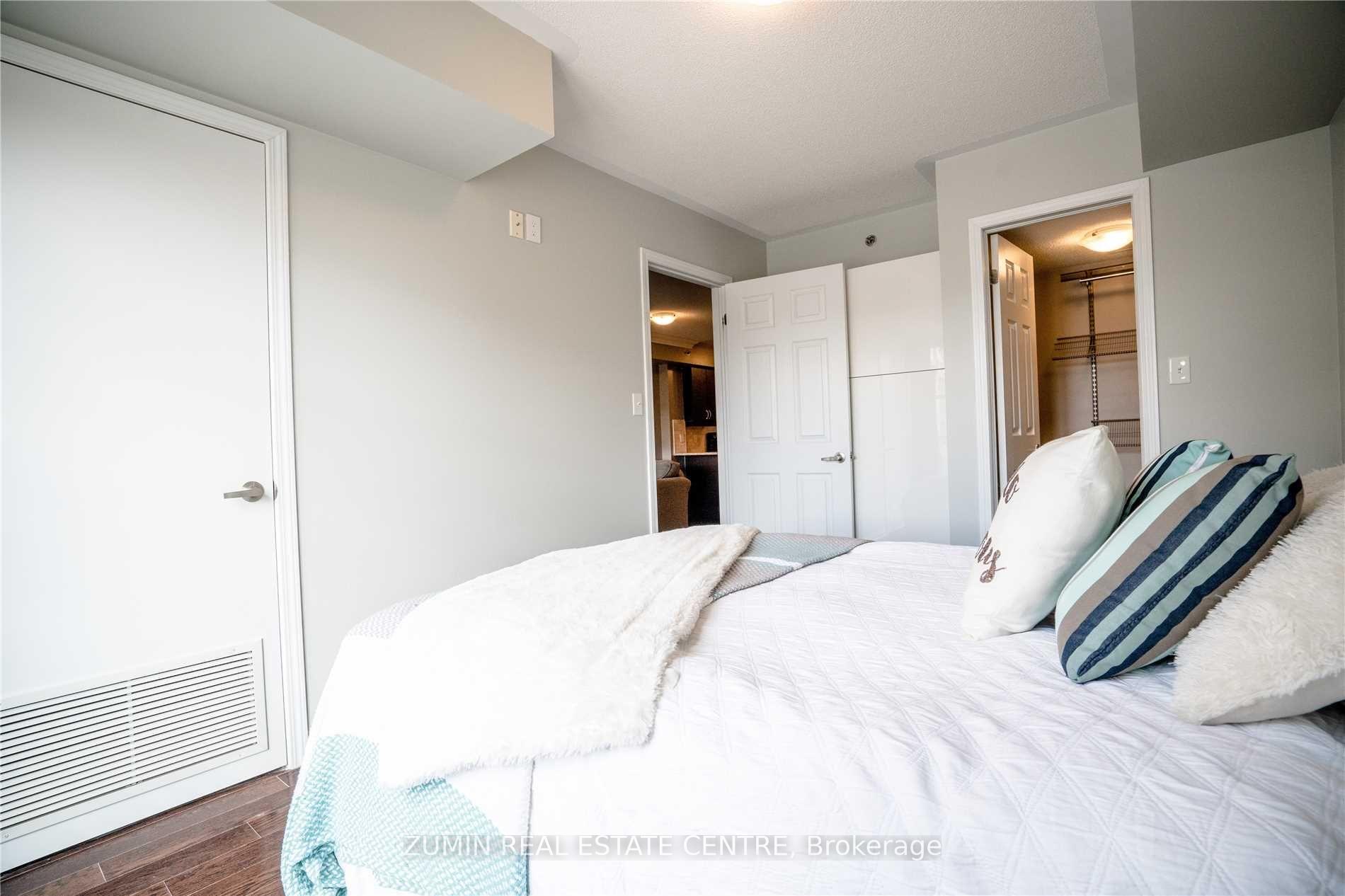 Photo 11 of Unit 228, 3060 Rotary Way, Burlington, Alton — HOMEH