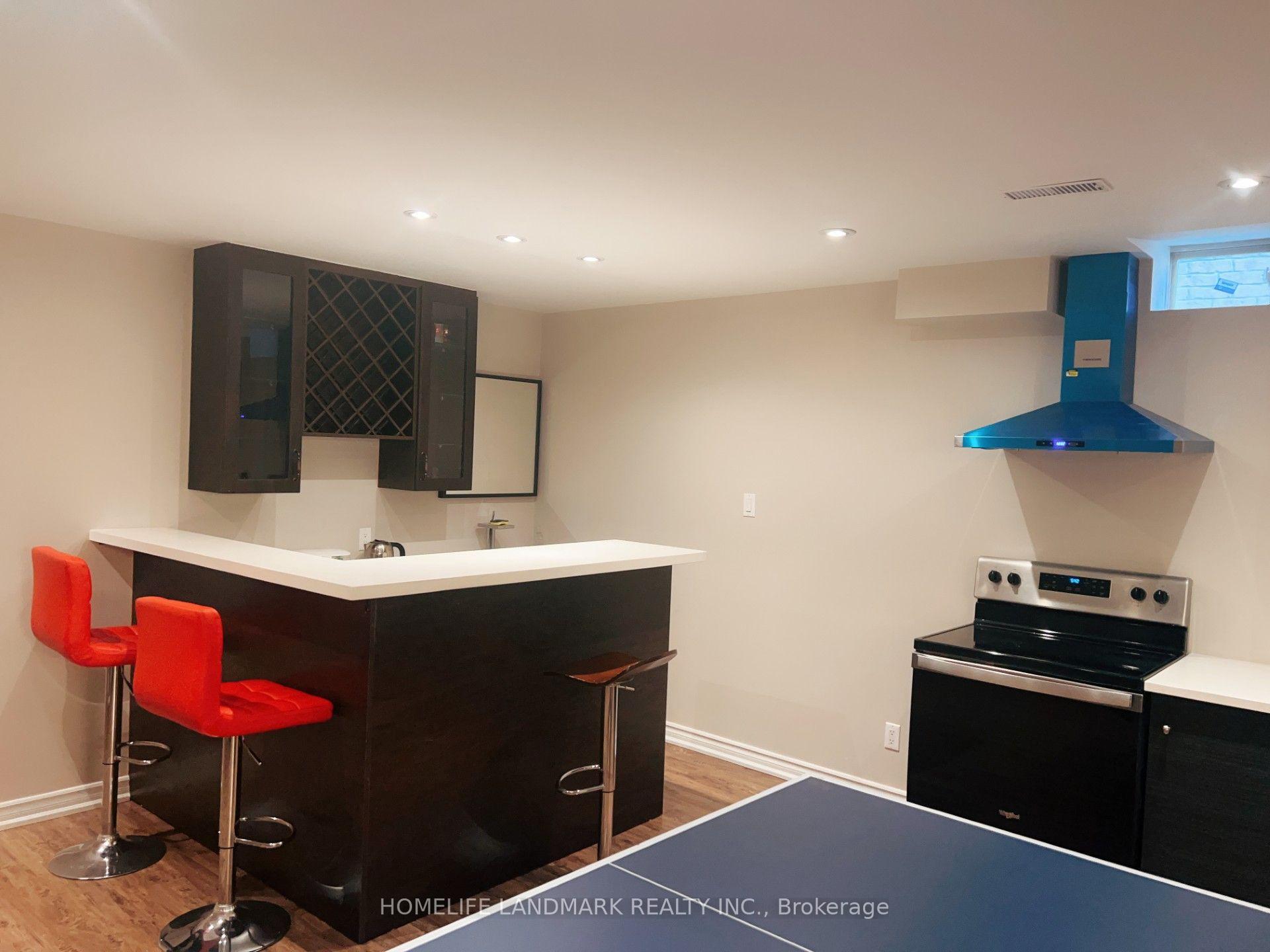 Photo 5 of 8 Stony Hill Boulevard S, Markham, Victoria Square — HOMEH