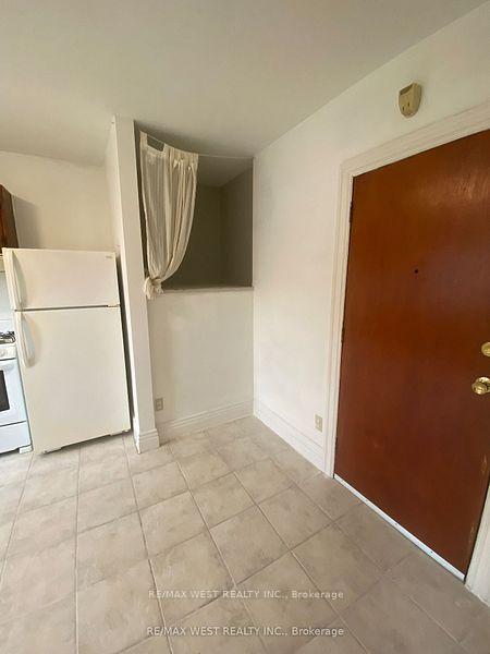 Photo 1 of Unit 2, 35 Lansdowne Avenue, Toronto, Roncesvalles — HOMEH