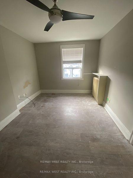Photo 9 of Unit 2, 35 Lansdowne Avenue, Toronto, Roncesvalles — HOMEH