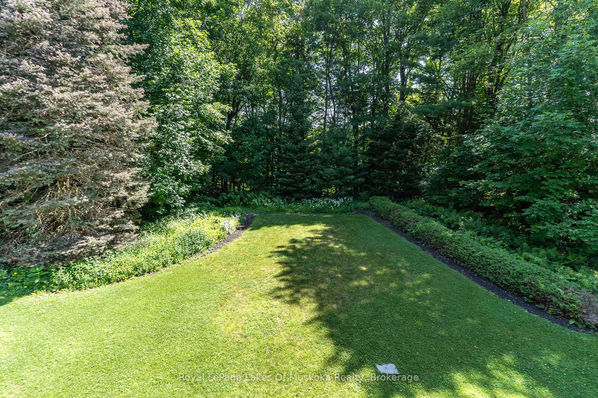 Photo 4 of 33 South Muskoka Drive, Bracebridge, Macaulay — HOMEH