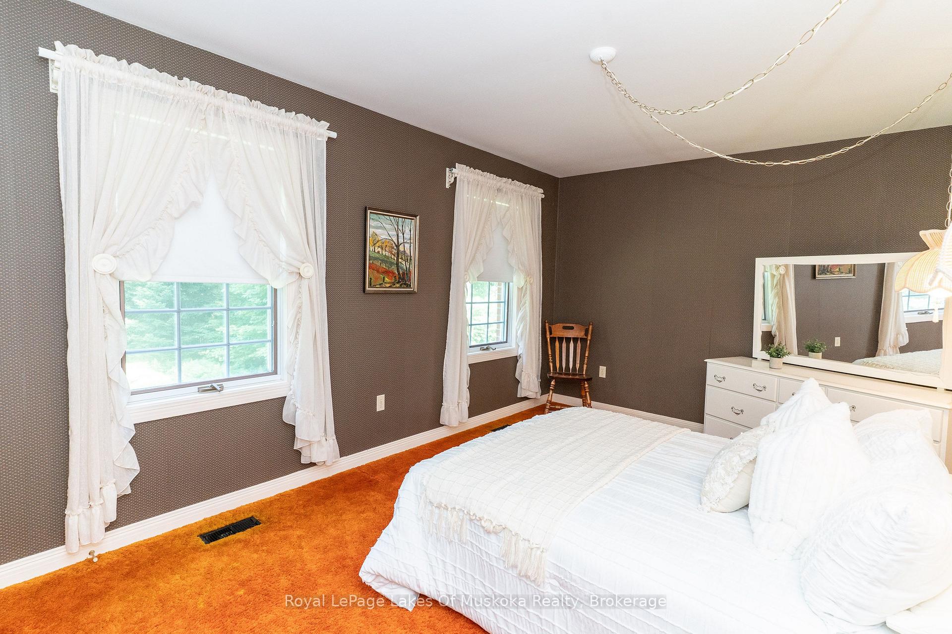 Photo 18 of 33 South Muskoka Drive, Bracebridge, Macaulay — HOMEH