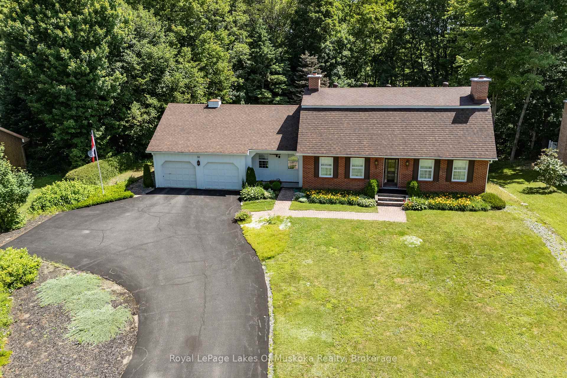Photo 35 of 33 South Muskoka Drive, Bracebridge, Macaulay — HOMEH