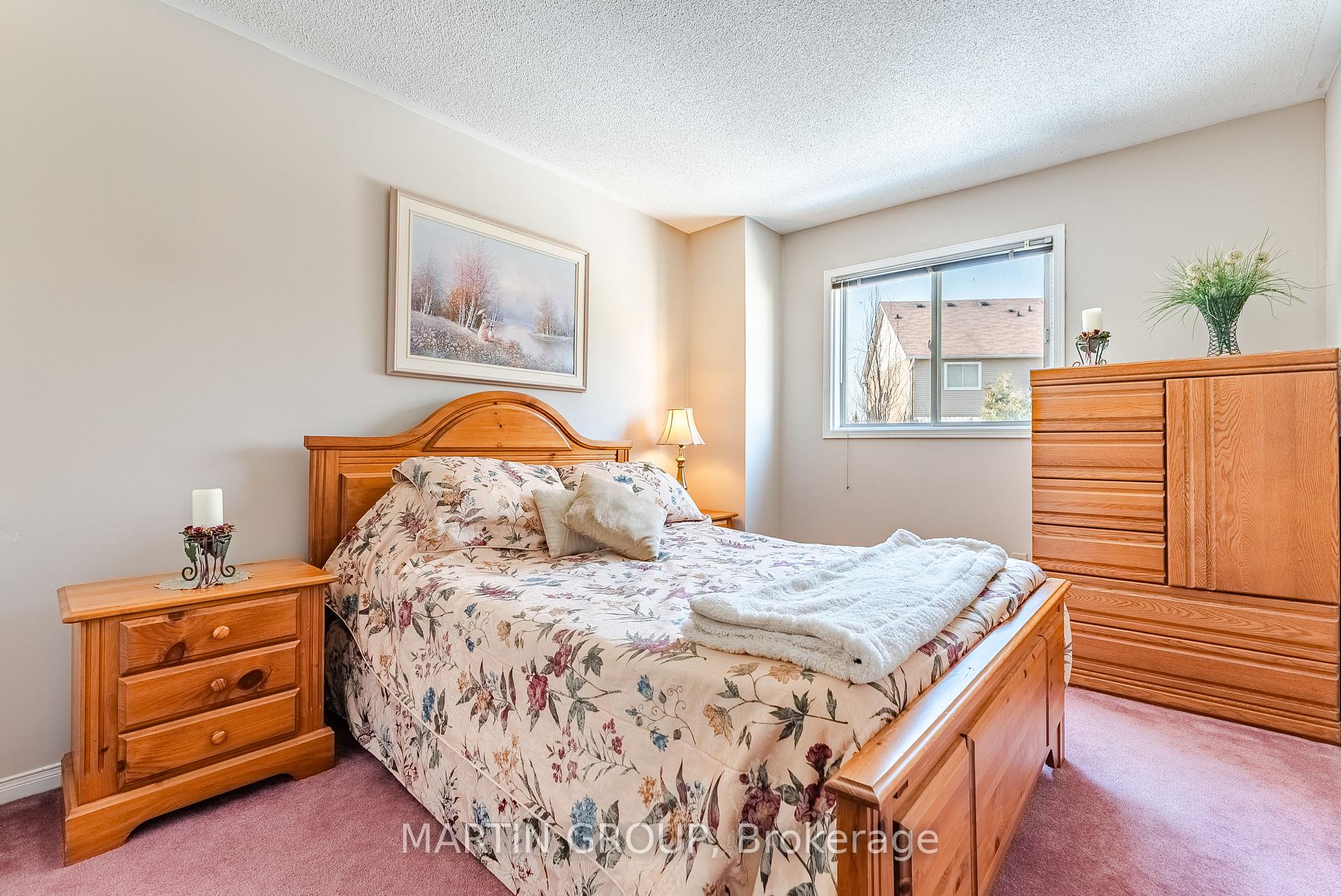 Photo 19 of 413 Levanna Lane, Oakville, River Oaks — HOMEH
