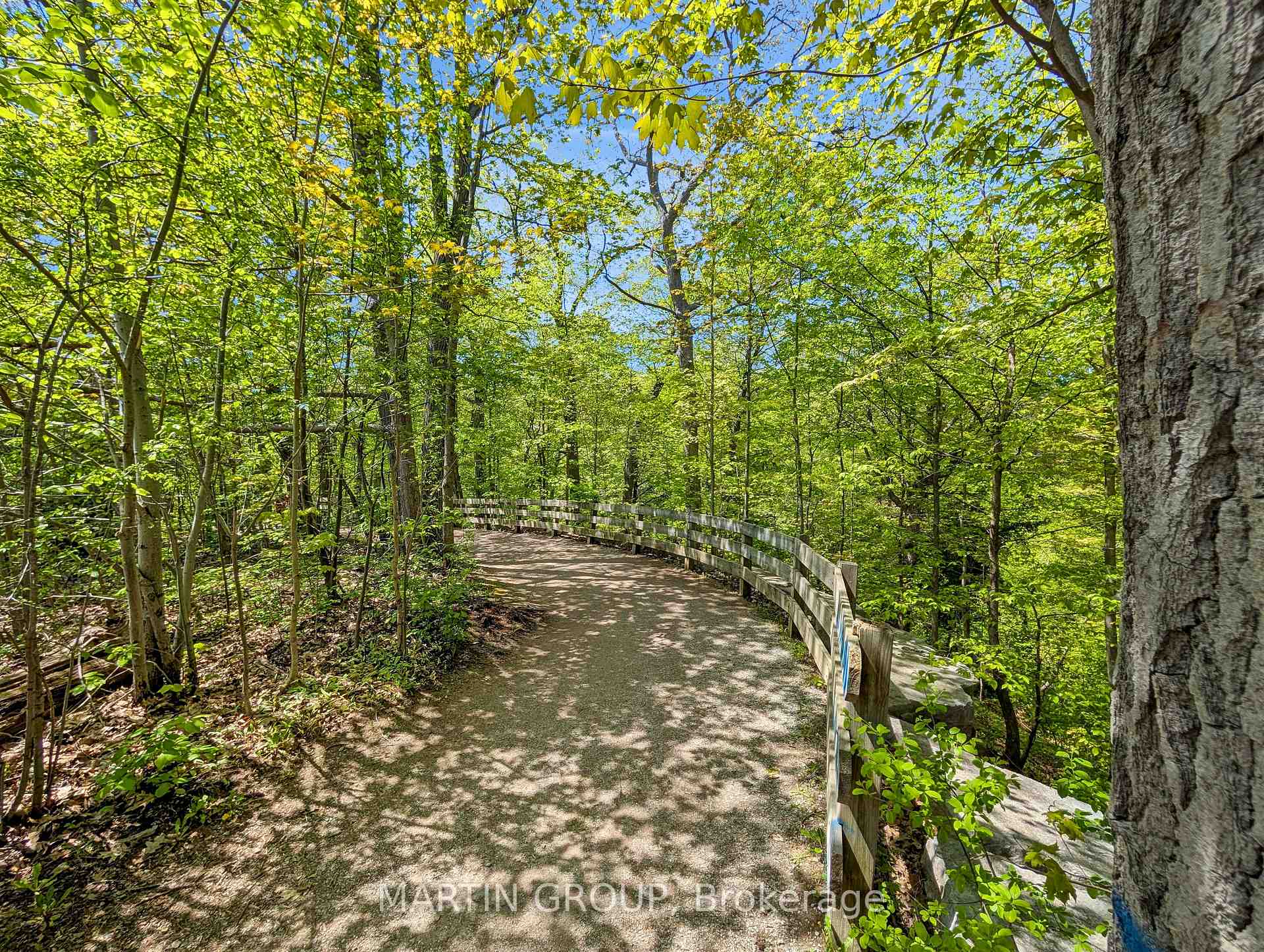 Photo 31 of 413 Levanna Lane, Oakville, River Oaks — HOMEH
