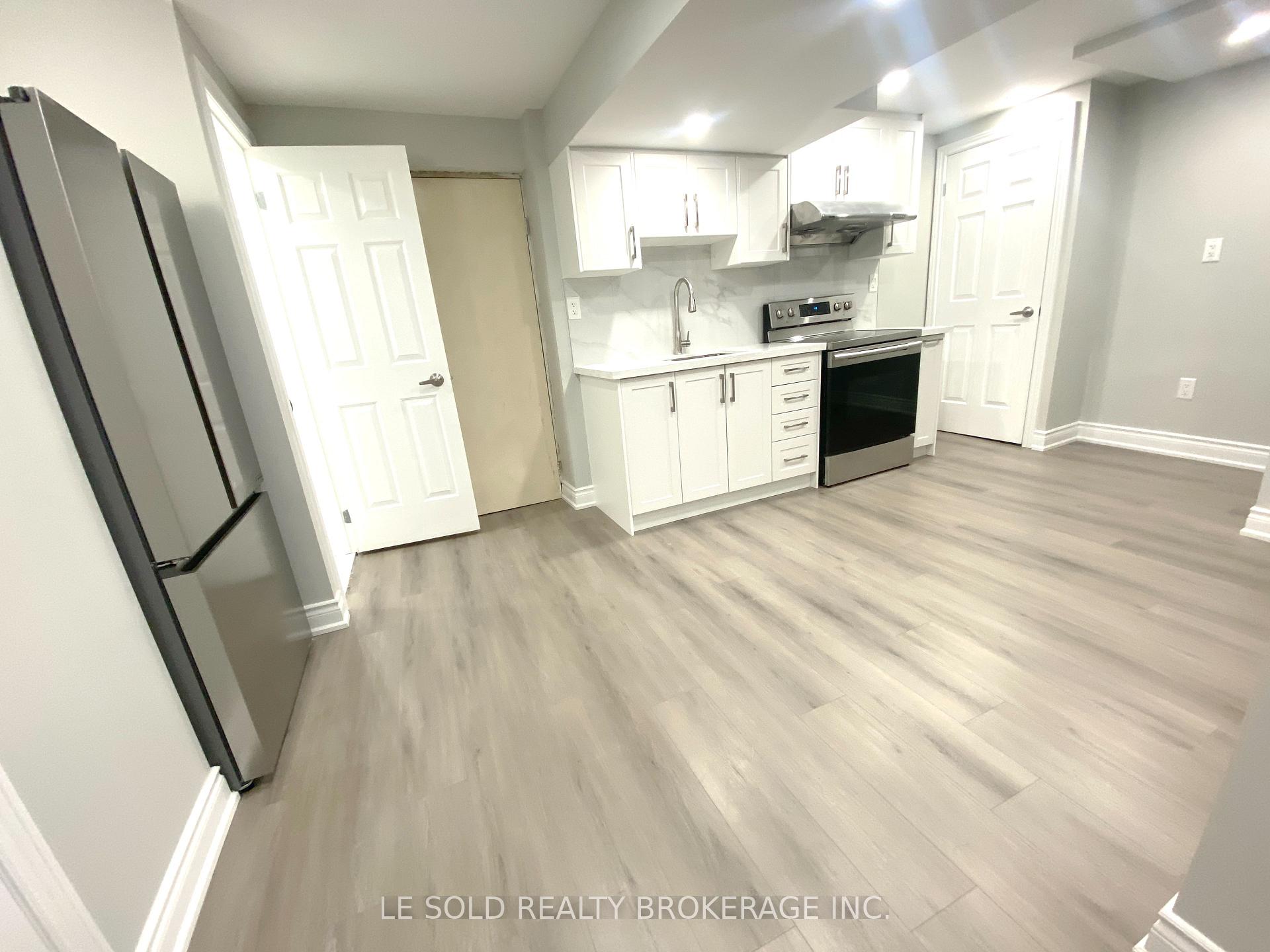 Photo 9 of Unit Bsmt A, 139 Walford Road, Markham, Middlefield — HOMEH