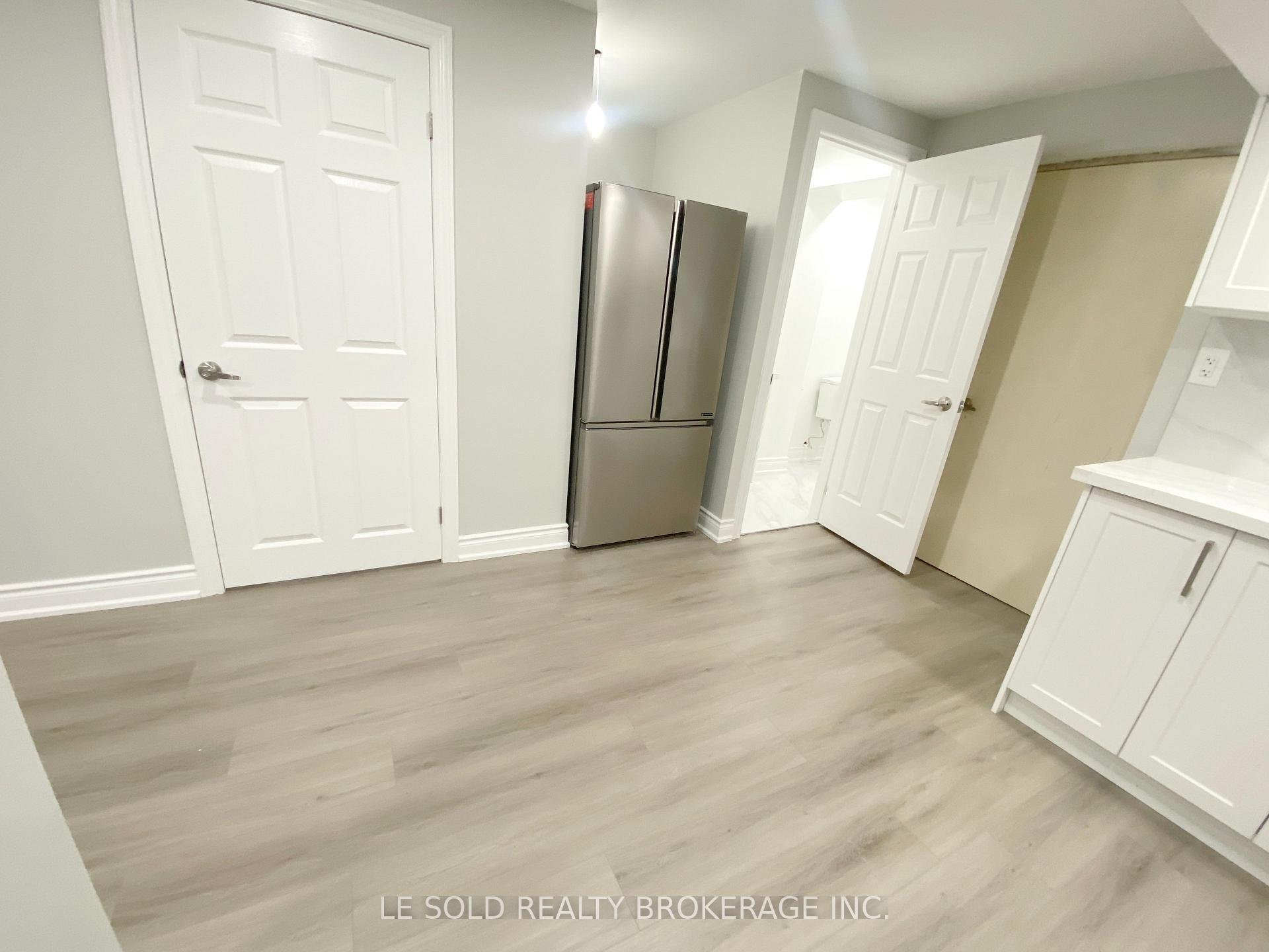 Photo 10 of Unit Bsmt A, 139 Walford Road, Markham, Middlefield — HOMEH