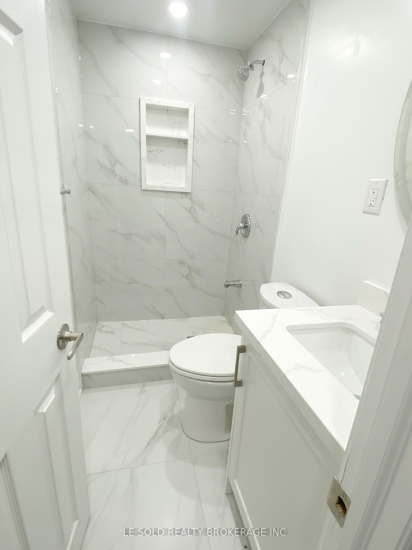 Photo 14 of Unit Bsmt A, 139 Walford Road, Markham, Middlefield — HOMEH