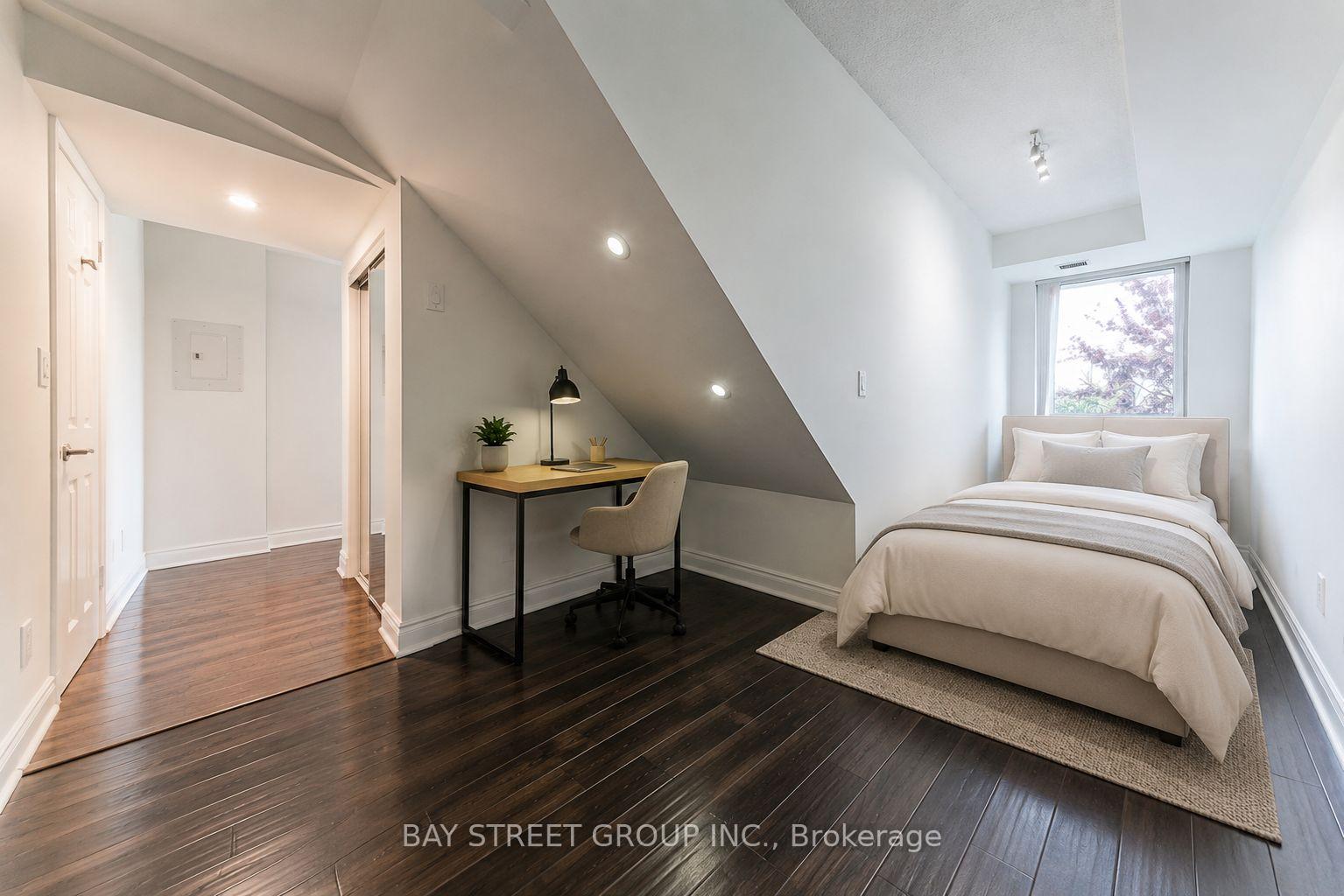 Photo 6 of Unit 221, 31 Olive Avenue, North York, Willowdale East — HOMEH