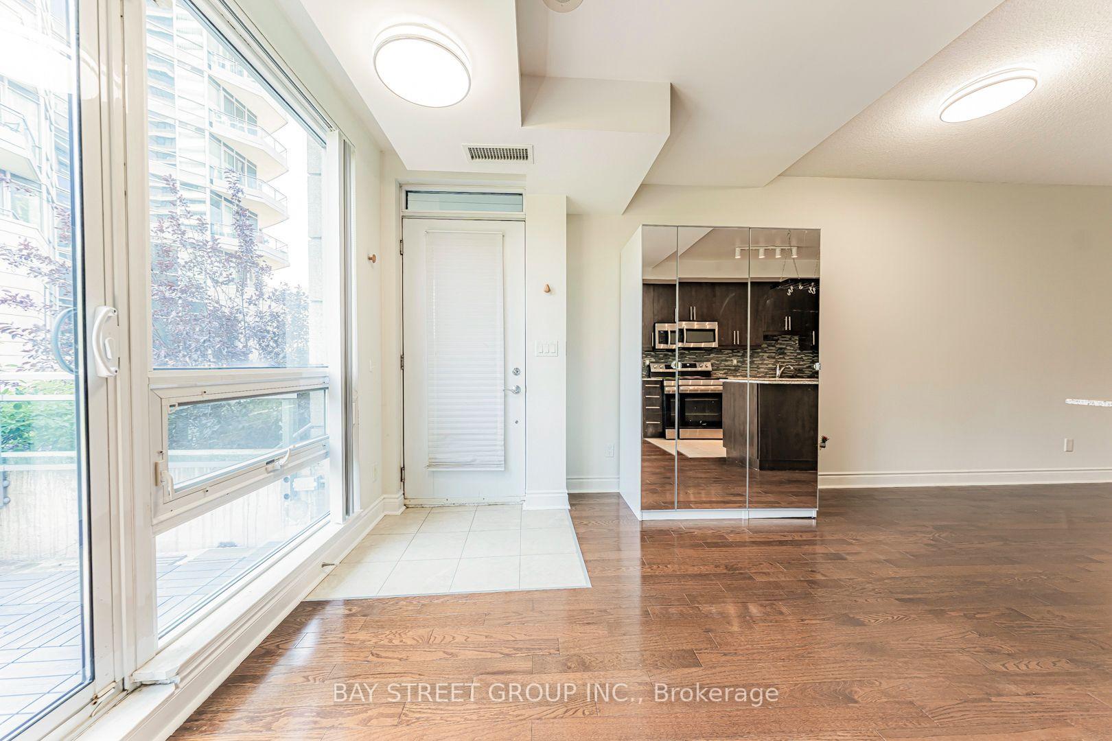 Photo 13 of Unit 221, 31 Olive Avenue, North York, Willowdale East — HOMEH