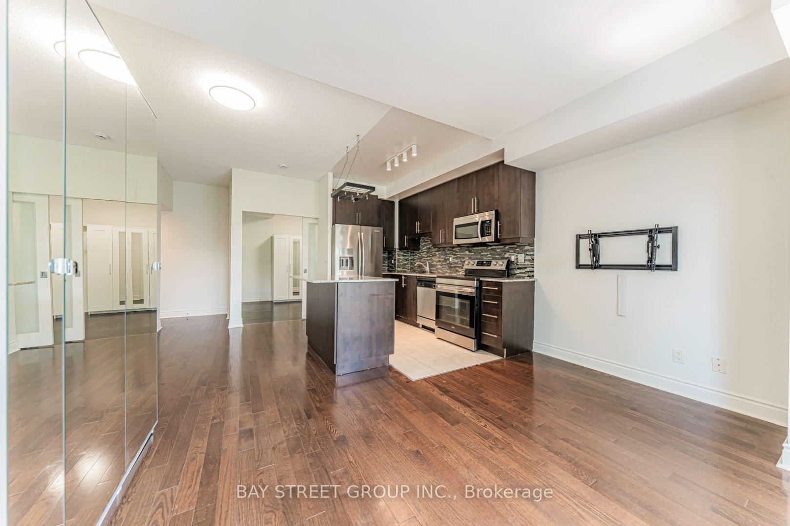 Photo 16 of Unit 221, 31 Olive Avenue, North York, Willowdale East — HOMEH
