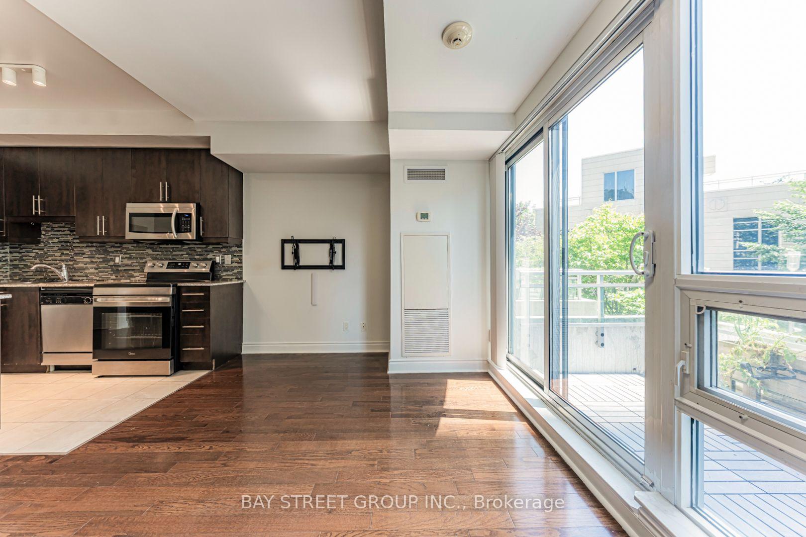 Photo 17 of Unit 221, 31 Olive Avenue, North York, Willowdale East — HOMEH