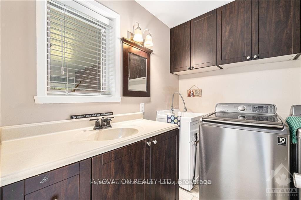 Photo 15 of 7 Grierson Lane, Ottawa, Kanata - Kanata (North West) — HOMEH