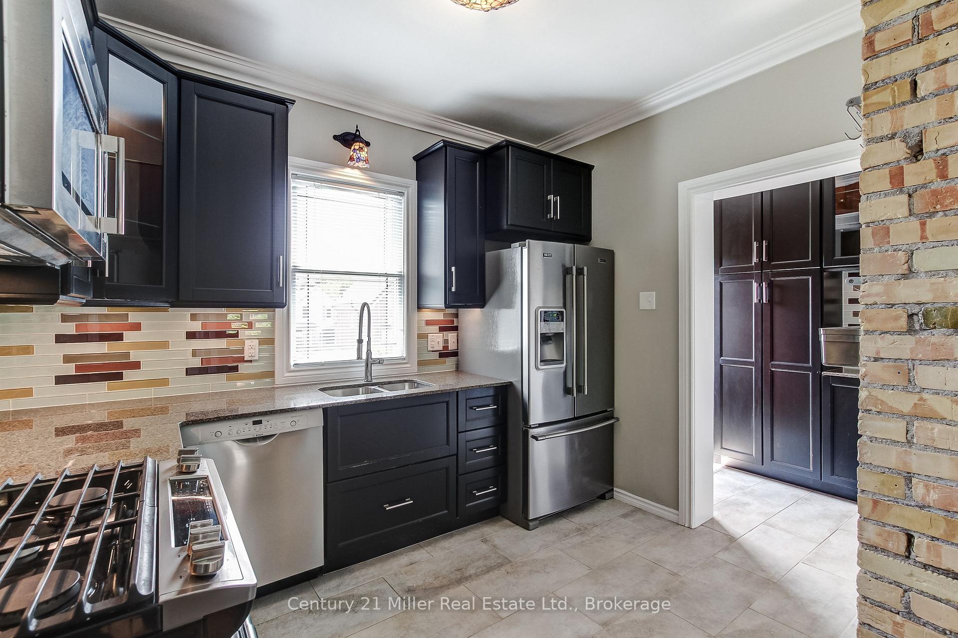 Photo 10 of 17 Whitney Place, Kitchener, Cedar Hill — HOMEH