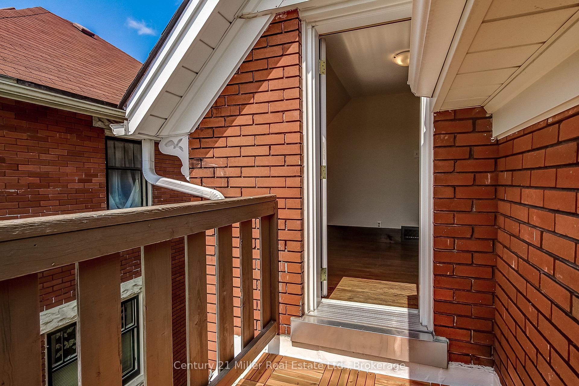 Photo 24 of 17 Whitney Place, Kitchener, Cedar Hill — HOMEH