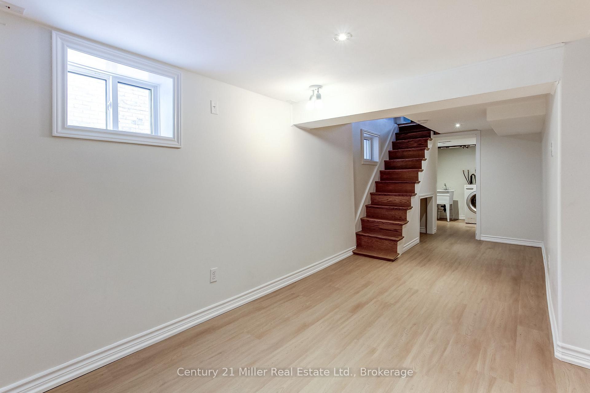 Photo 27 of 17 Whitney Place, Kitchener, Cedar Hill — HOMEH
