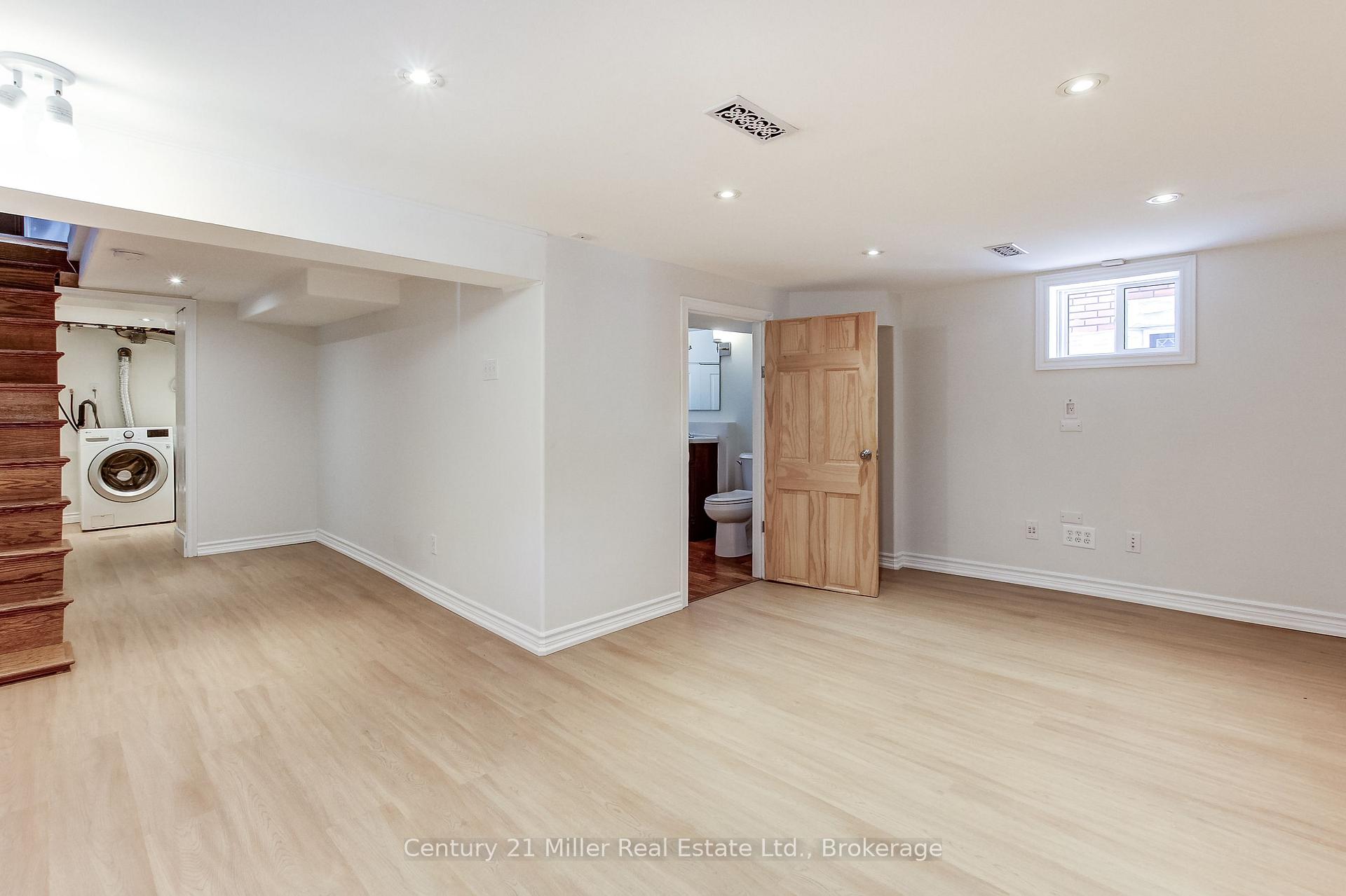Photo 28 of 17 Whitney Place, Kitchener, Cedar Hill — HOMEH