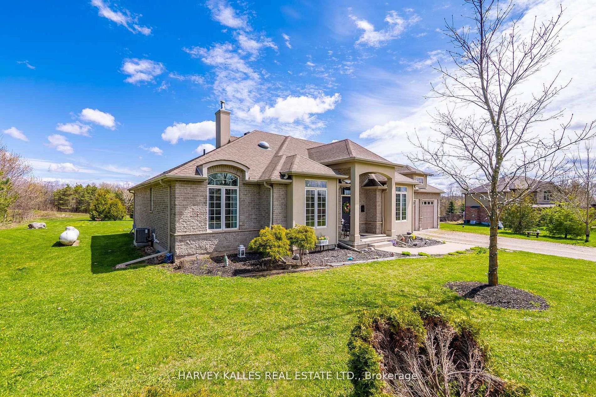 Photo 1 of 4933 Eramosa Townline, Erin, Rural Erin — HOMEH