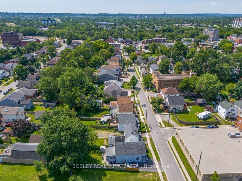 Photo 22 of 28 Tasker Street, St. Catharines, E. Chester — HOMEH