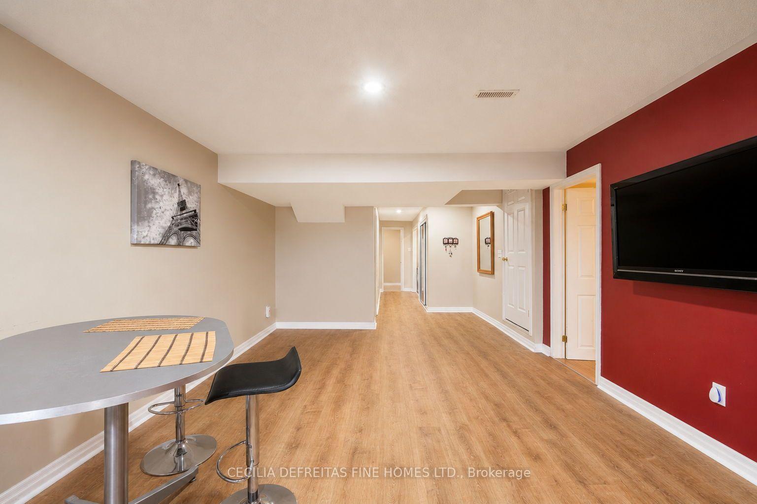 Photo 4 of Unit Bsmt, 294 Wildberry Crescent, Vaughan, Vellore Village — HOMEH