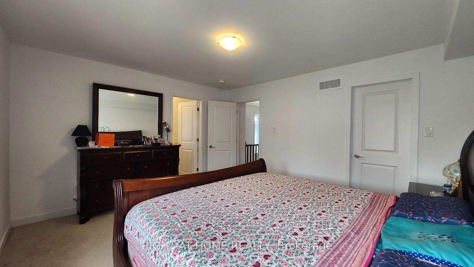 Photo 17 of 212 Trumpeter Grove, Ottawa, Riverside South/Gloucester Glen — HOMEH