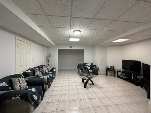 Photo 5 of Unit Basement, 10 Kevlin Road, Markham, Milliken Mills East — HOMEH