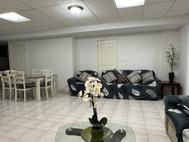 Photo 6 of Unit Basement, 10 Kevlin Road, Markham, Milliken Mills East — HOMEH