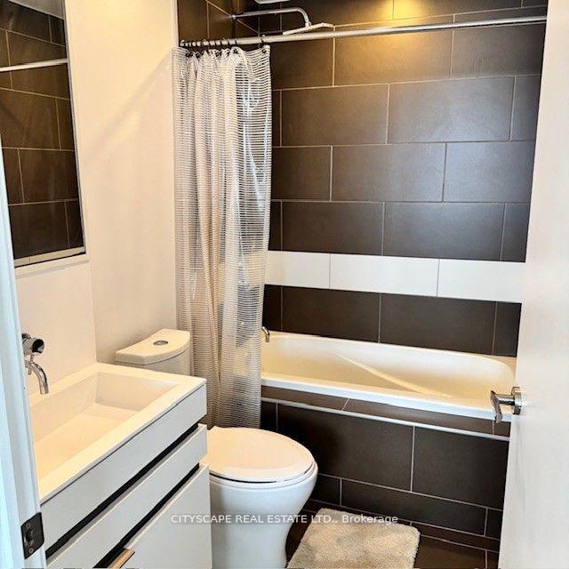 Photo 9 of Unit 4402, 197 Yonge Street, Toronto, Church-Yonge Corridor — HOMEH