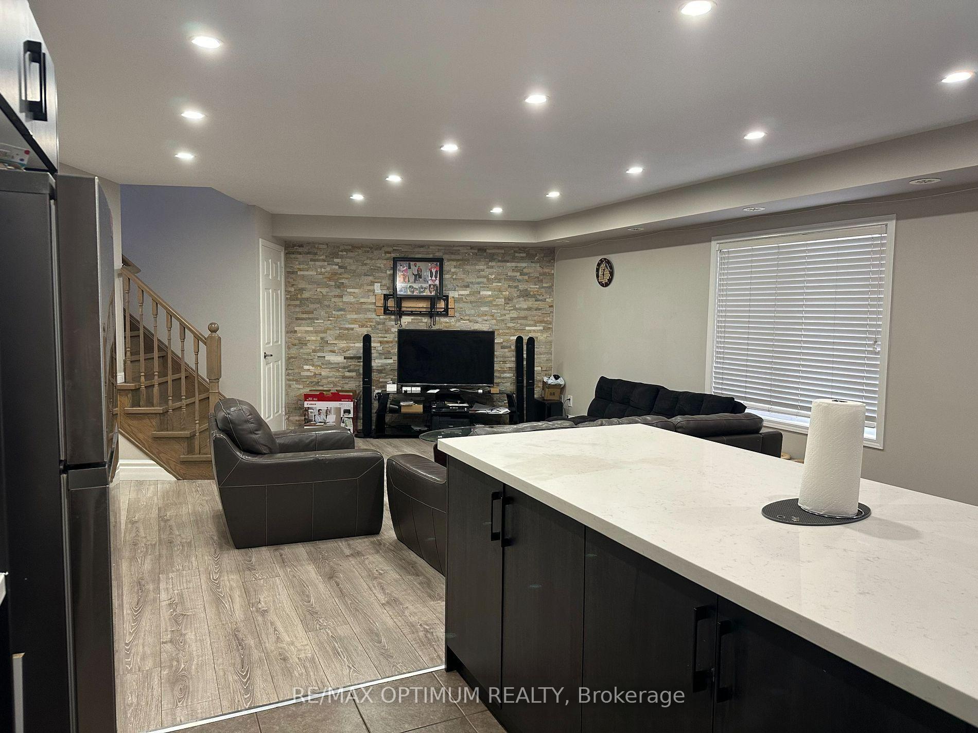 Photo 21 of 50 Baycliffe Crescent, Brampton, Northwest Brampton — HOMEH