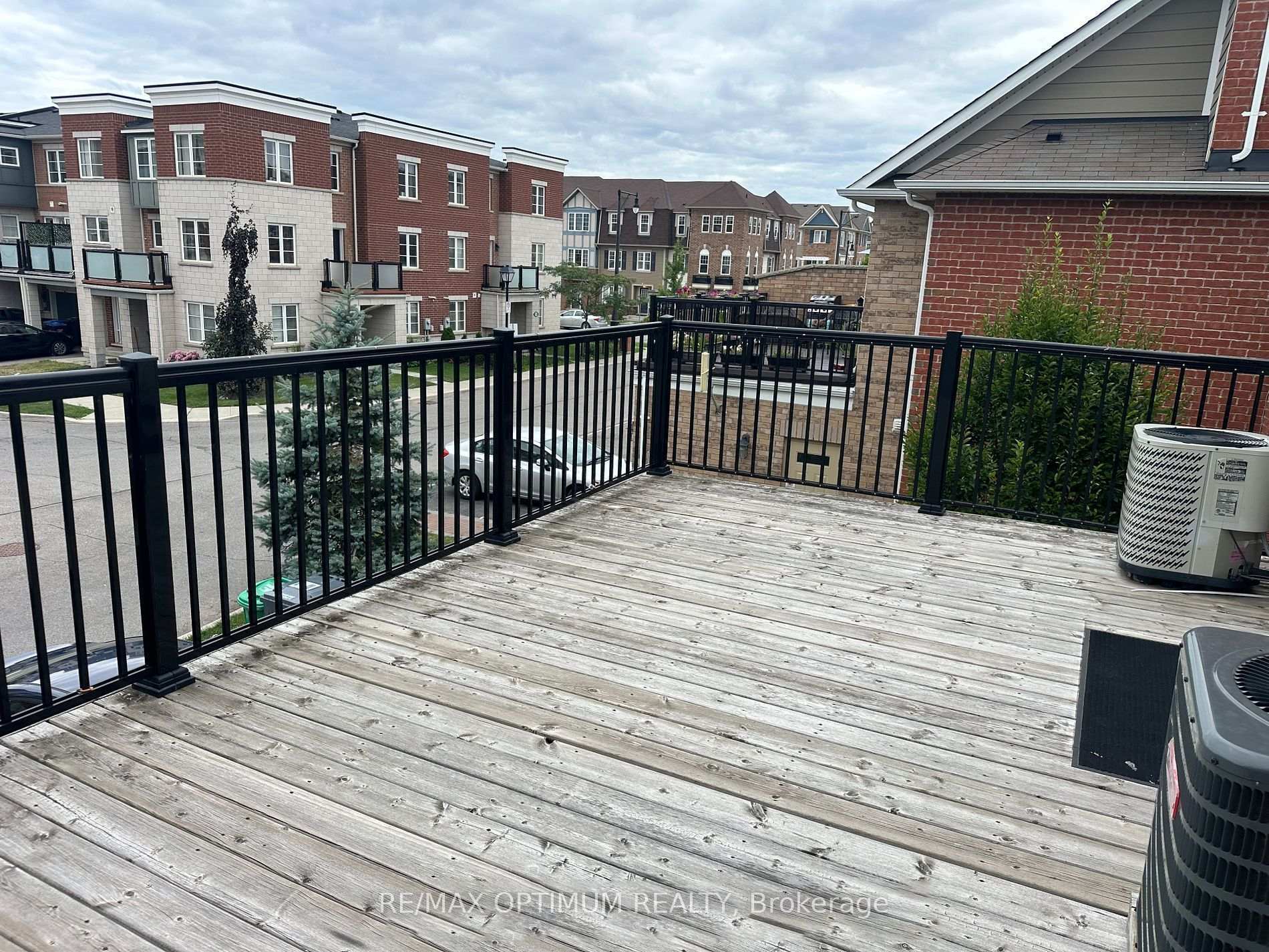 Photo 41 of 50 Baycliffe Crescent, Brampton, Northwest Brampton — HOMEH