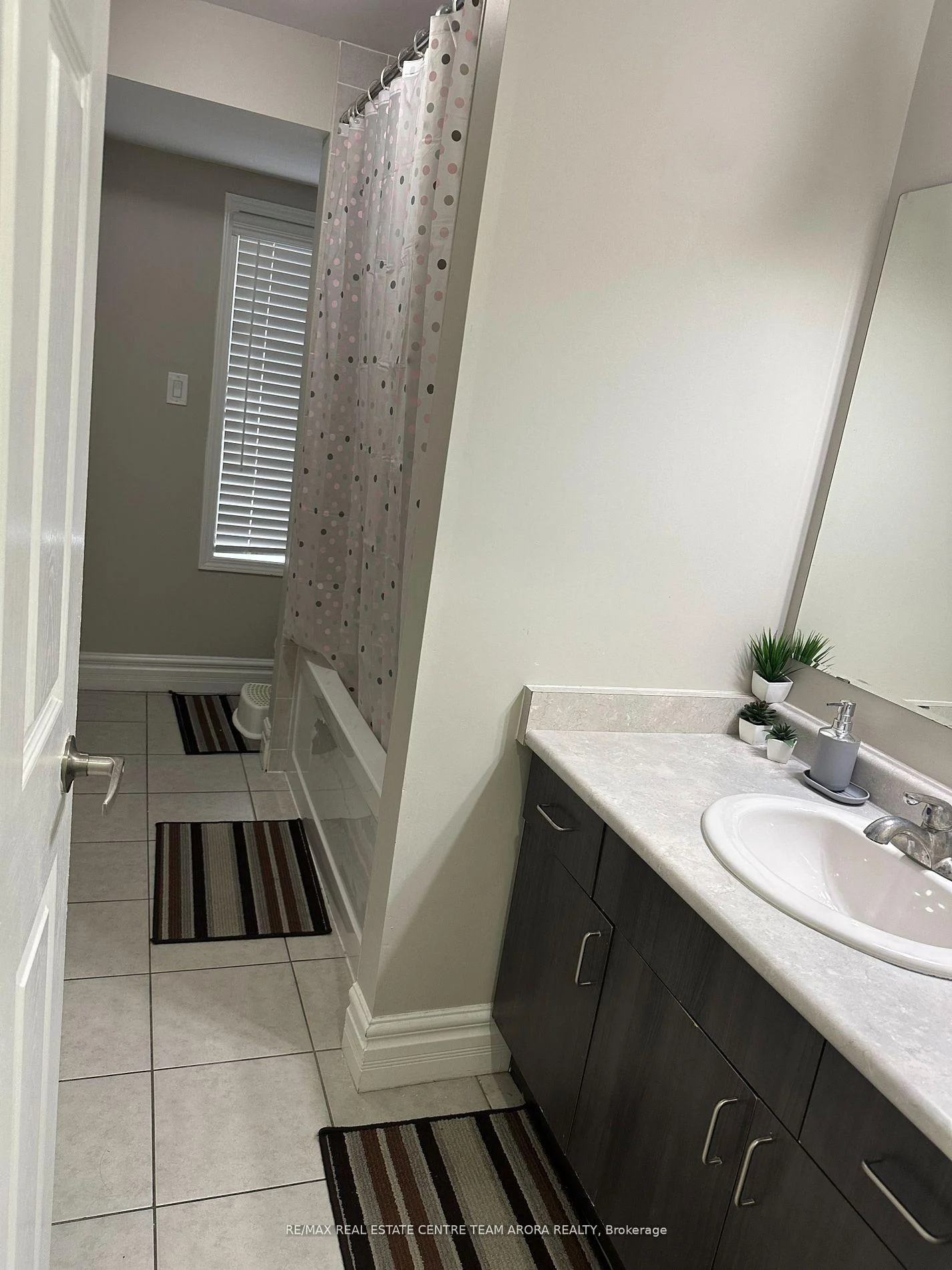 Photo 26 of 50 Baycliffe Crescent, Brampton, Northwest Brampton — HOMEH