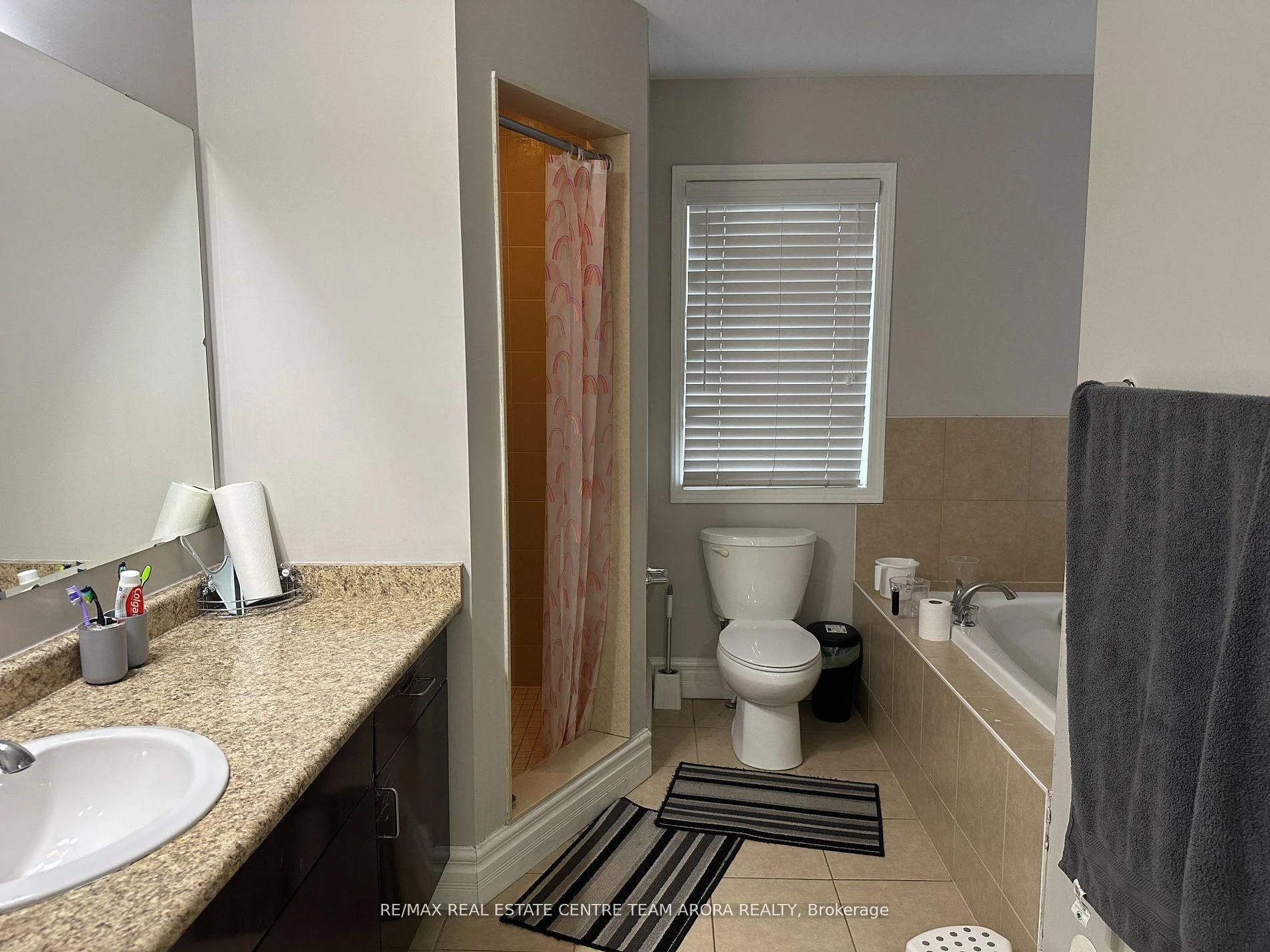Photo 28 of 50 Baycliffe Crescent, Brampton, Northwest Brampton — HOMEH
